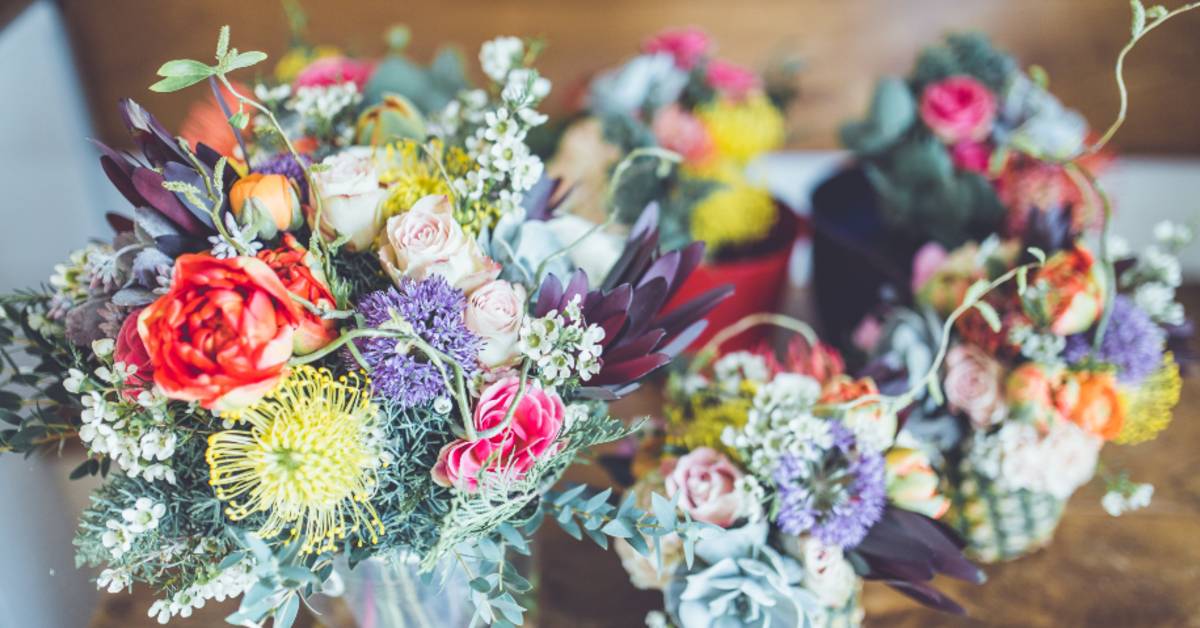 5 DIYS TO USE FOR YOUR WEDDING: PART ONE. Desktop Image
